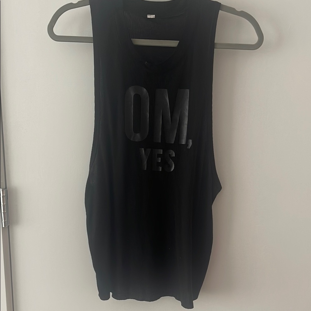 ALO Yoga Black Muscle Tee with Bold Print